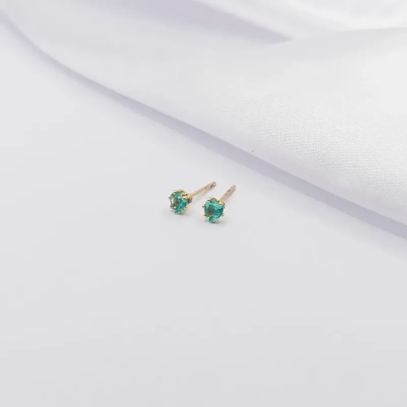 BRINCO DOURADO CORAÇÃO VERDE ÁGUA P
