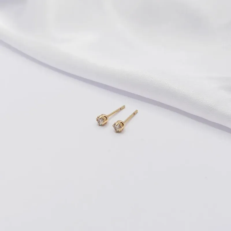 BRINCO DOURADO PONTO DE LUZ CRISTAL 3MM