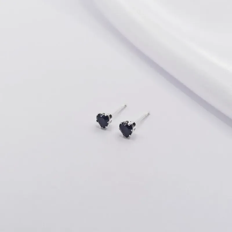 BRINCO PRATA CORAÇÃO BLACK P