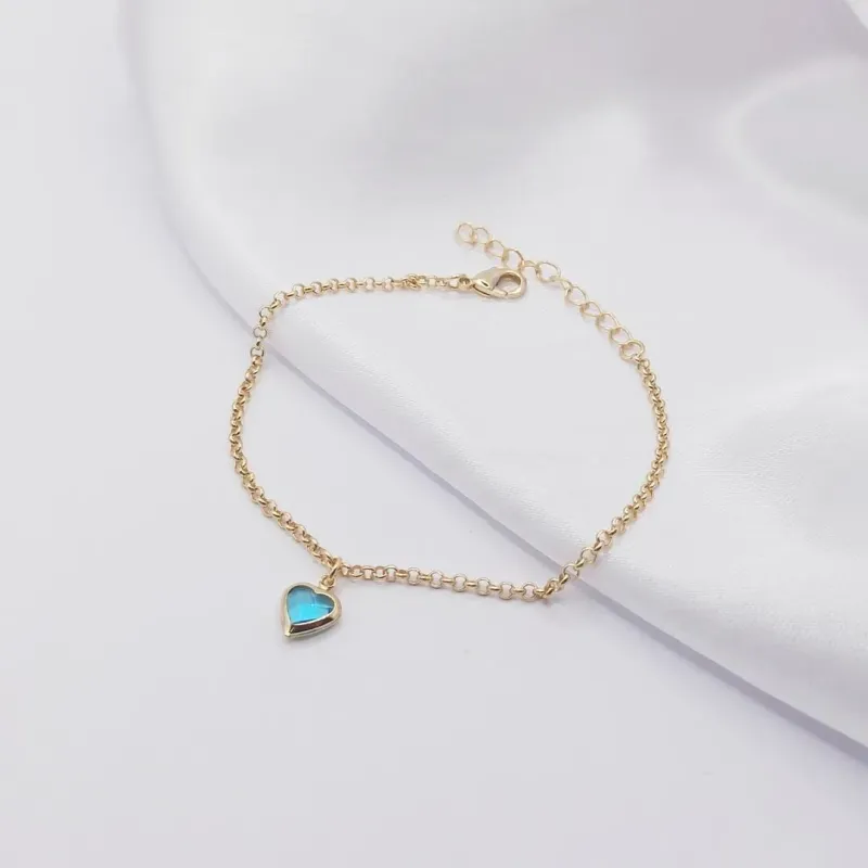 PULSEIRA DOURADA ELO PORTUGUÊS COM PINGENTE CORAÇÃO AZUL