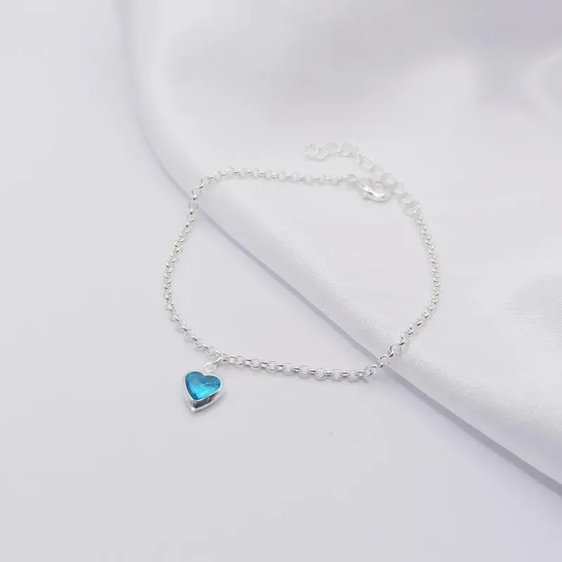 PULSEIRA PRATA ELO PORTUGUÊS COM PINGENTE CORAÇÃO AZUL