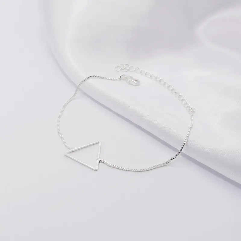 PULSEIRA PRATA VENEZIANA COM TRIÂNGULO VAZADA E LISO