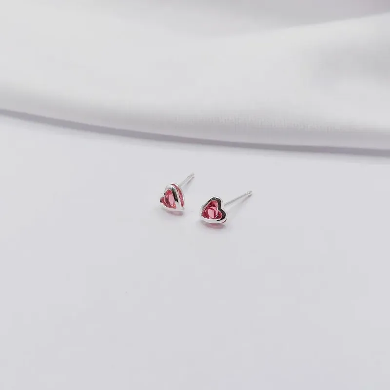 BRINCO PRATA CORAÇÃO ZIRCÔNIA ROSA P