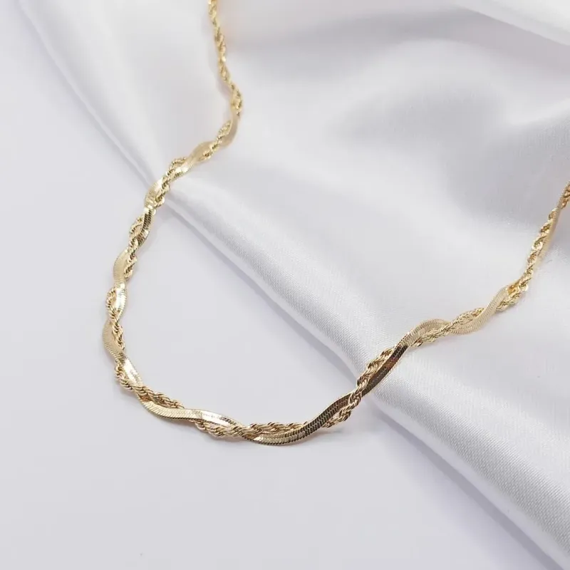 GARGANTILHA DOURADA CHOKER ENTRELAÇADO CORDÃO BAIANO E FITA 35CM
