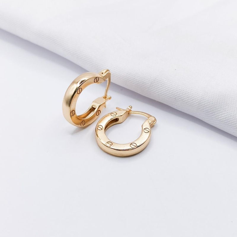 BRINCO DOURADO ARGOLINHA INSPIRAÇÃO CARTIER