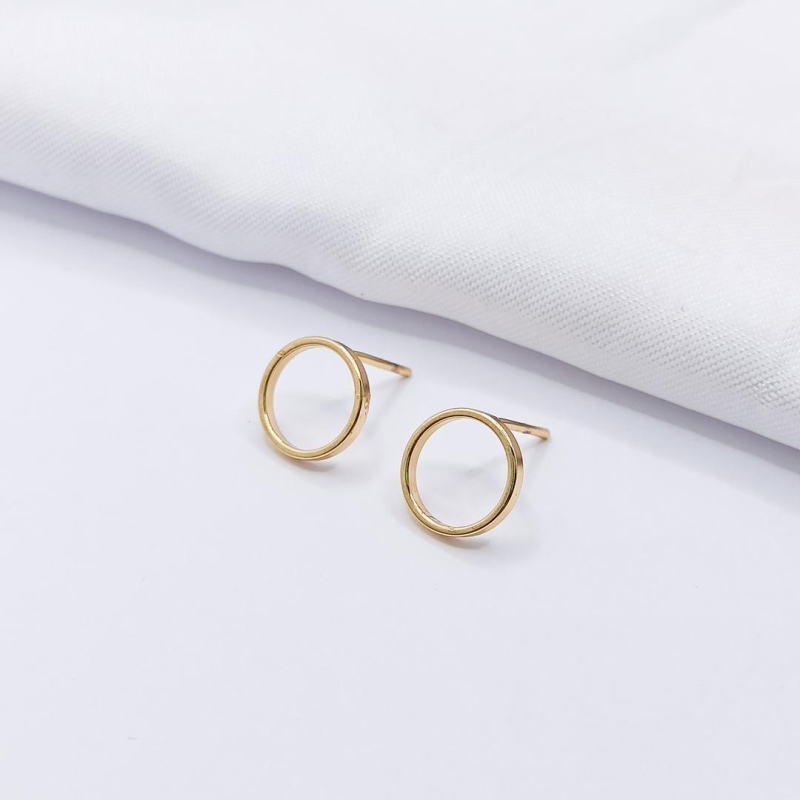 BRINCO DOURADO CÍRCULO VAZADO E LISO