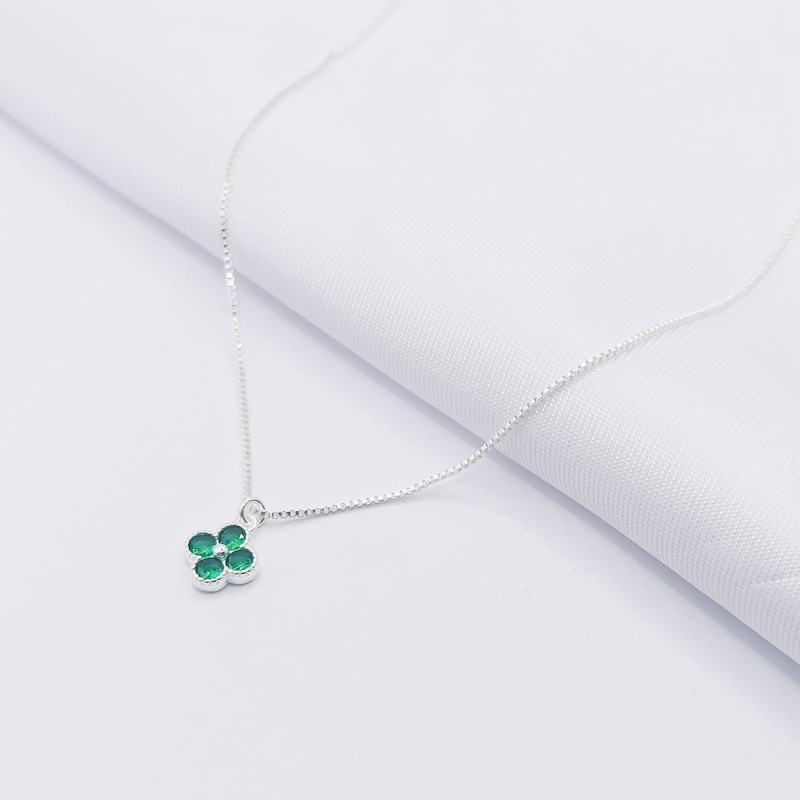 GARGANTILHA PRATA INSPIRAÇÃO VAN CLEEF ZIRCÔNIA VERDE 45CM