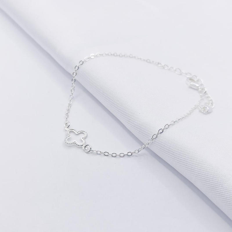 PULSEIRA PRATA INSPIRAÇÃO TREVO VAN CLEEF