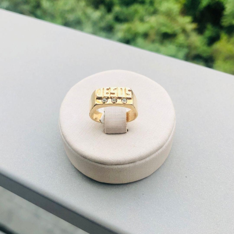 ANEL DOU JESUS LISO CRAVEJADO COM MICROZIRCONIA