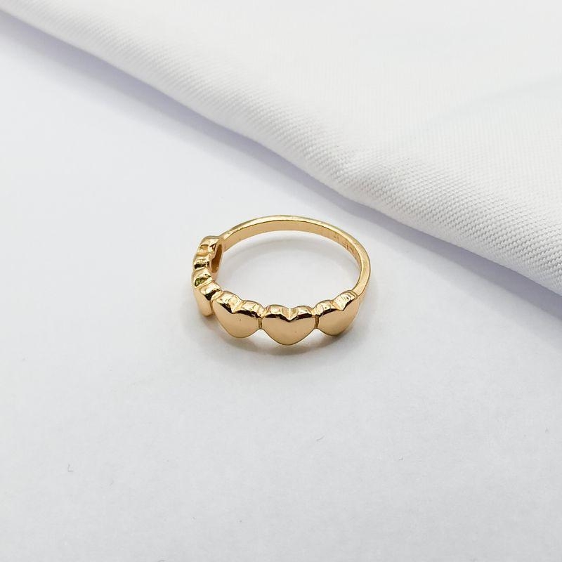 ANEL DOURADO ARO DE CORAÇÕES LISO