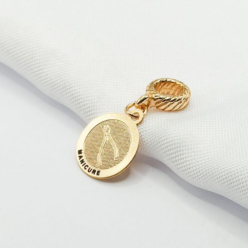 BERLOQUE DOURADO MANICURE