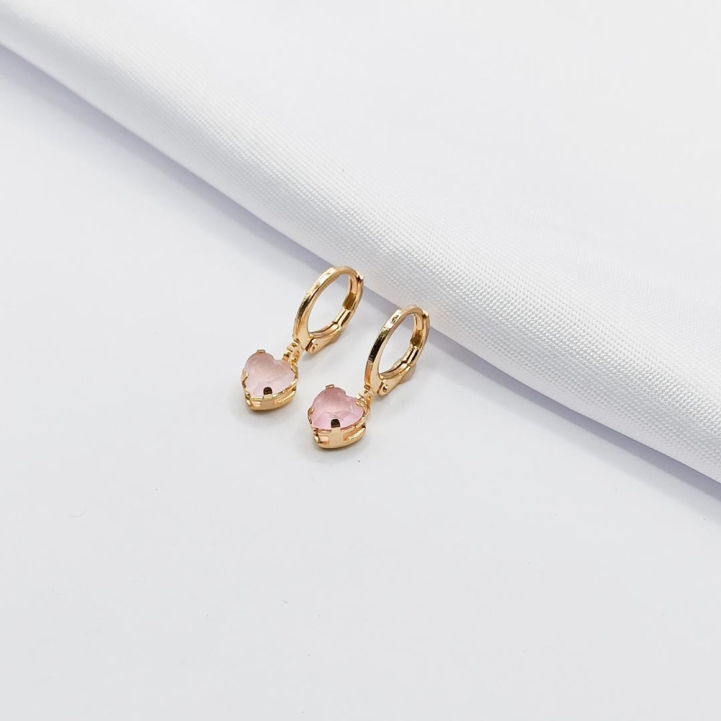 BRINCO DOURADO ARGOLINHA CLICK COM CORAÇÃO ROSA LEITOSO M