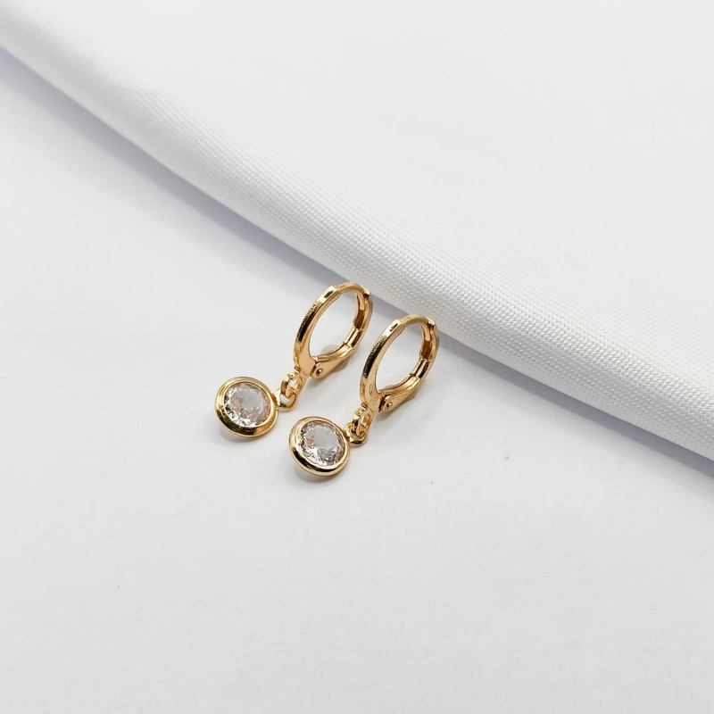 BRINCO DOURADO ARGOLINHA CLICK COM PONTO DE LUZ M