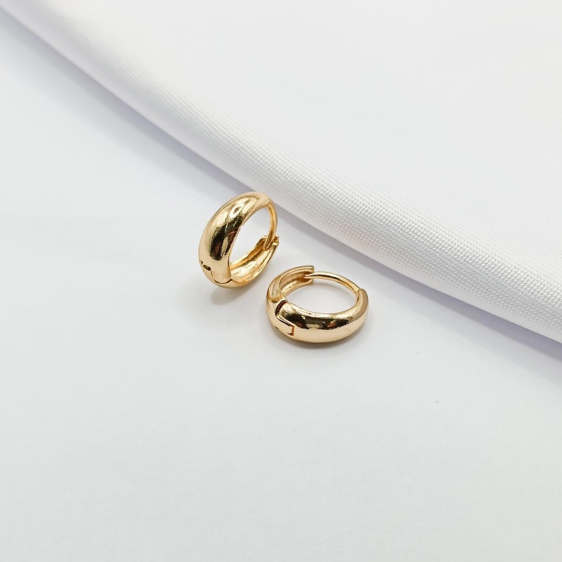 BRINCO DOURADO ARGOLINHA CLICK GOTA LISA