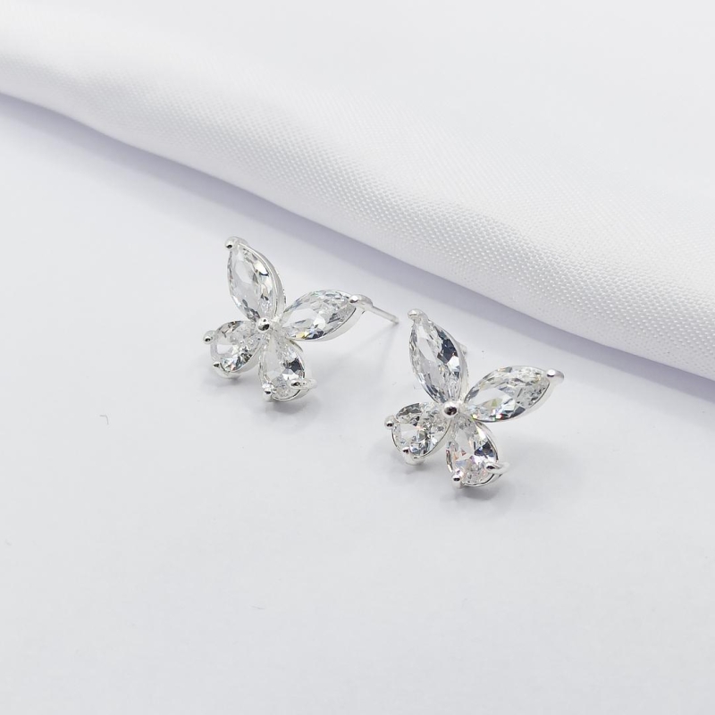 BRINCO PRATA BORBOLETA CRISTAL