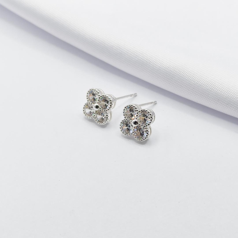 BRINCO PRATA INSPIRAÇÃO TREVO VAN CLEEF ZIRCÔNIA CRISTAL G