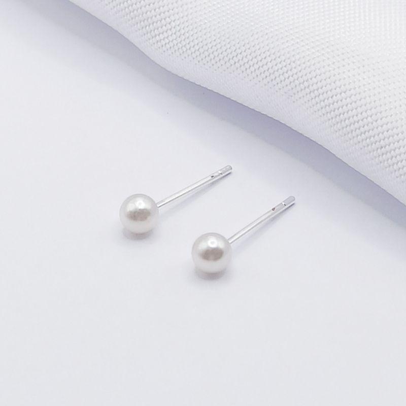 BRINCO PRATA PÉROLA 4MM