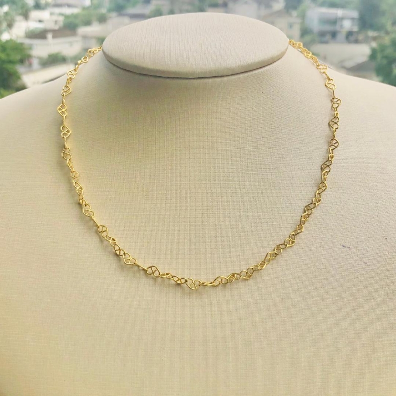 GAR CHOKER CORAÇÕES ESTRELAÇADOS TRABALHADOS