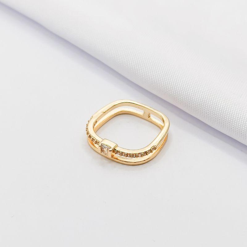 ANEL DOURADO ARO DUPLO QUADRADO CRAVEJADO