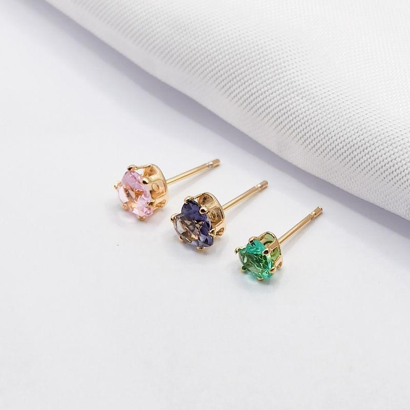 BRINCO DOURADO TRIO CORAÇÕES ZIRCÔNIA COLORIDA
