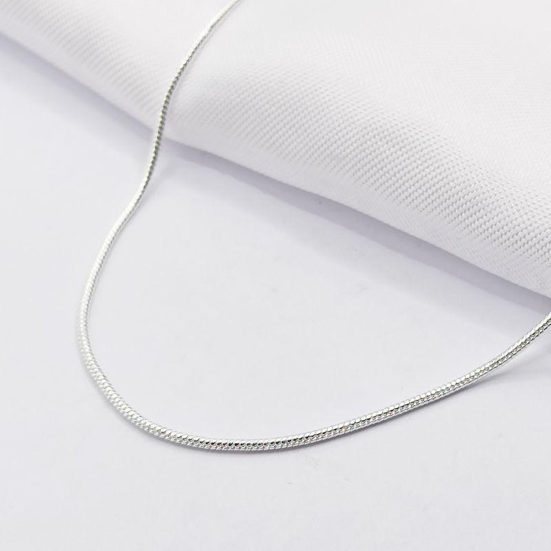 GARGANTILHA PRATA CORDA VIOLÃO 45CM