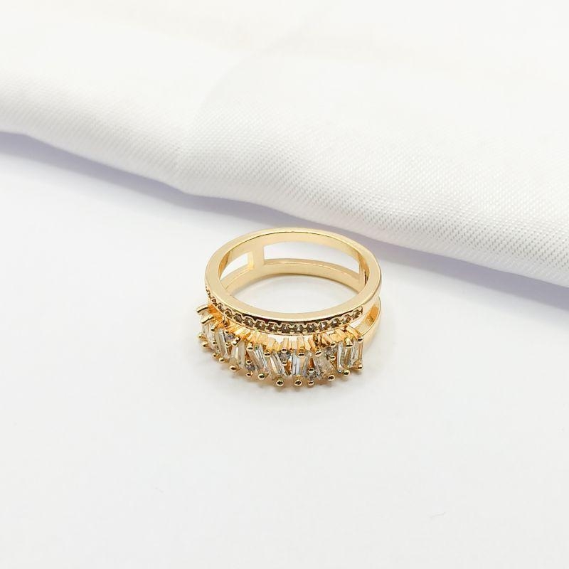ANEL DOURADO ARO DUPLO CRAVEJADO NAVETE CRISTAL