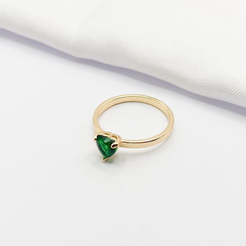 ANEL DOURADO SOLITÁRIO CORAÇÃO ESMERALDA