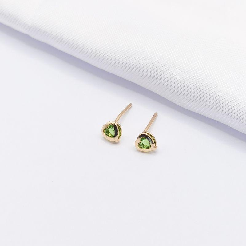 BRINCO DOURADO CORAÇÃO VERDE