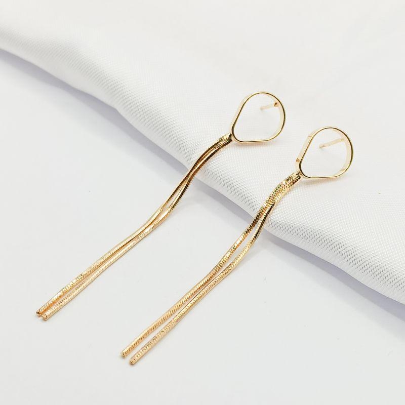 BRINCO DOURADO GOTA INVERTIDA COM DOIS FIOS ALONGADOS
