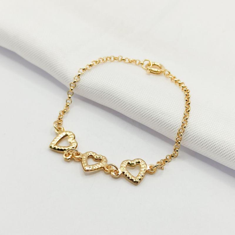 PULSEIRA DOURADA ELO PORTUGUÊS CORAÇÕES