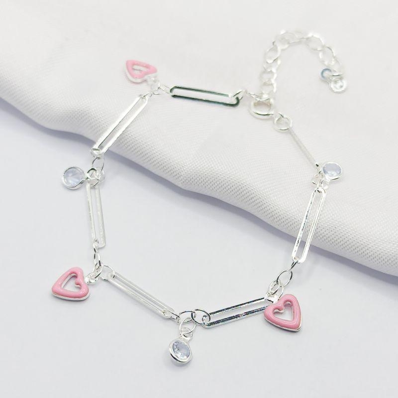 PULSEIRA PRATA ELO CARTIER ALONGADO COM CORAÇÕES RESINADO