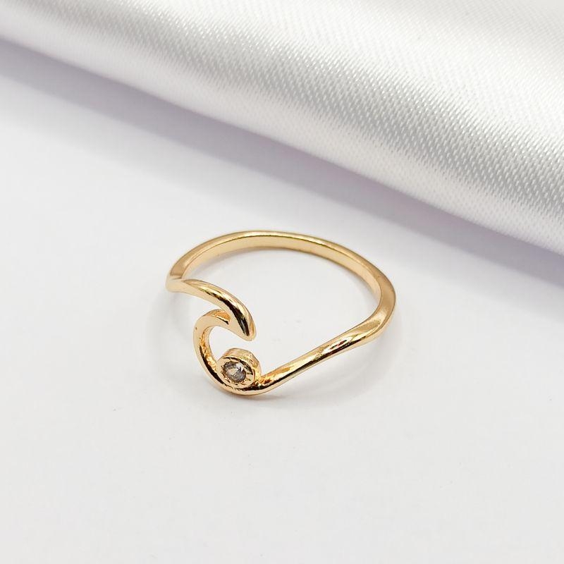 ANEL DOURADO FIO IRREGULAR COM PONTO DE LUZ