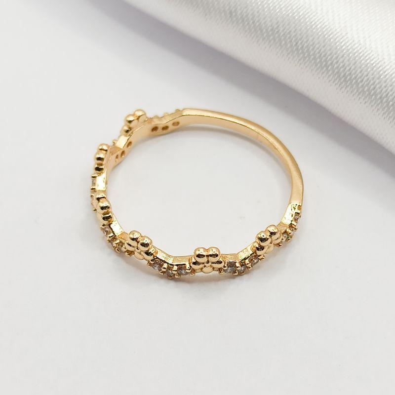 ANEL DOURADO FLORZINHA E ZIRCÔNIA