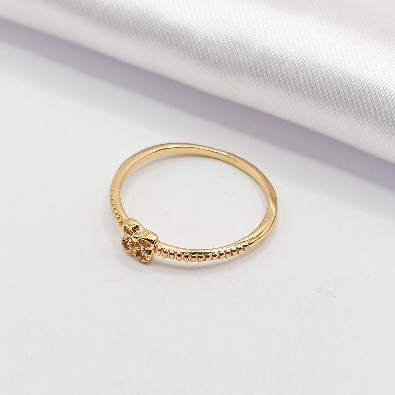 ANEL DOURADO LAÇINHO DELICADO 2 ZIRCÔNIAS