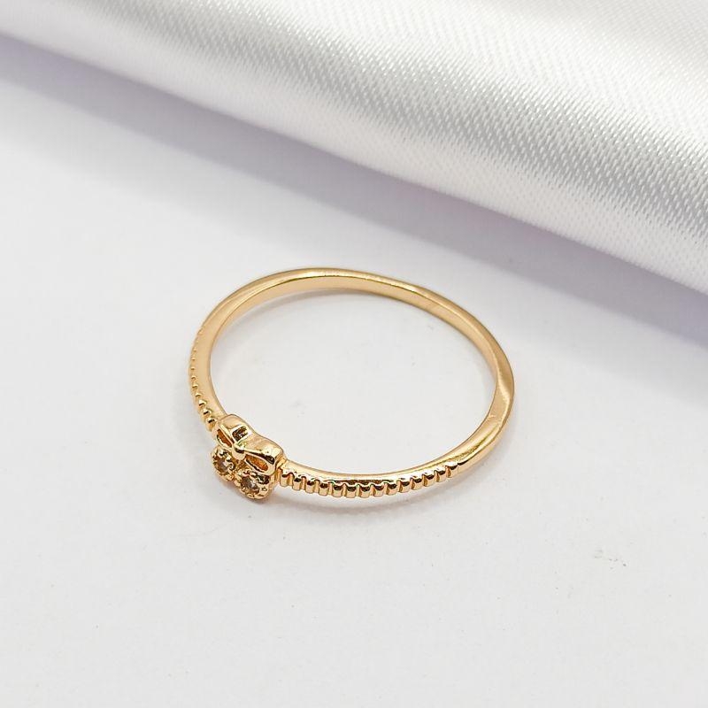 ANEL DOURADO LAÇINHO DELICADO 2 ZIRCÔNIAS