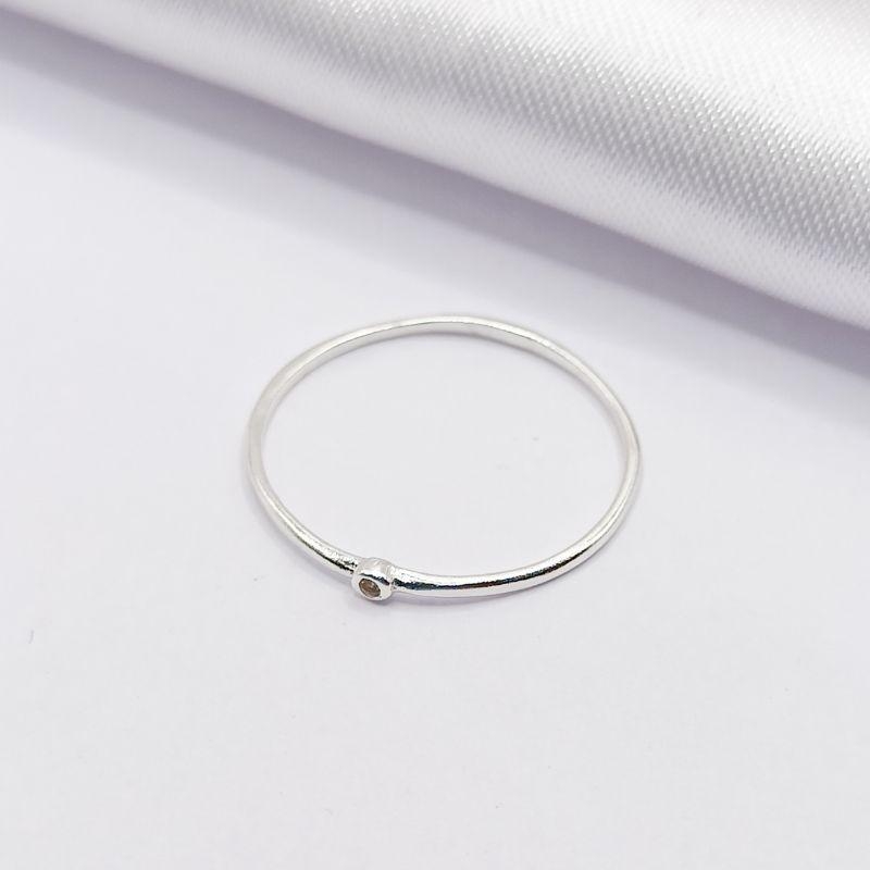 ANEL PRATA FIO FINO LISO COM PONTO DE LUZ