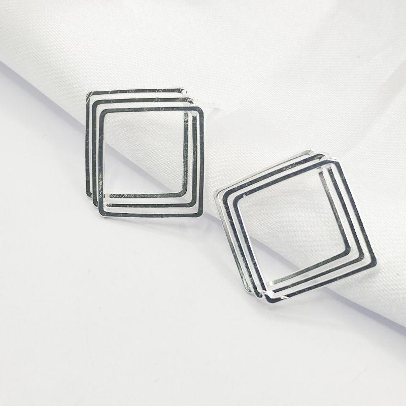 BRINCO PRATA GEOMÉTRICO 3 FIOS LISOS