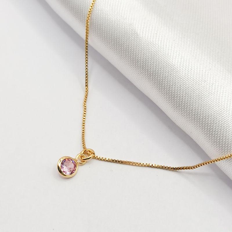 GARGANTILHA DOURADA CHOKER PONTO DE LUZ ROSA 40CM