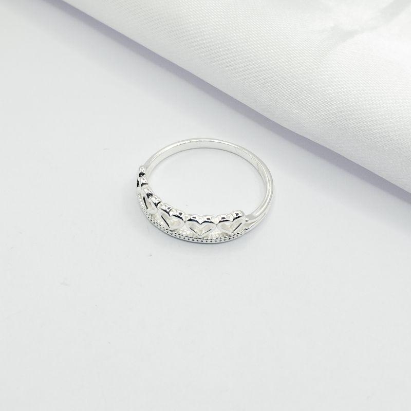 ANEL DOURADO FIO BOLINHA E FILEIRA DE CORAÇÃO