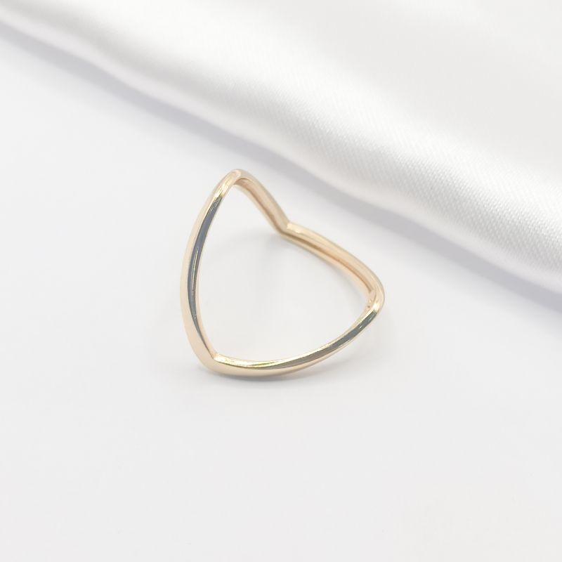 ANEL DOURADO FIO LISO IRREGULAR