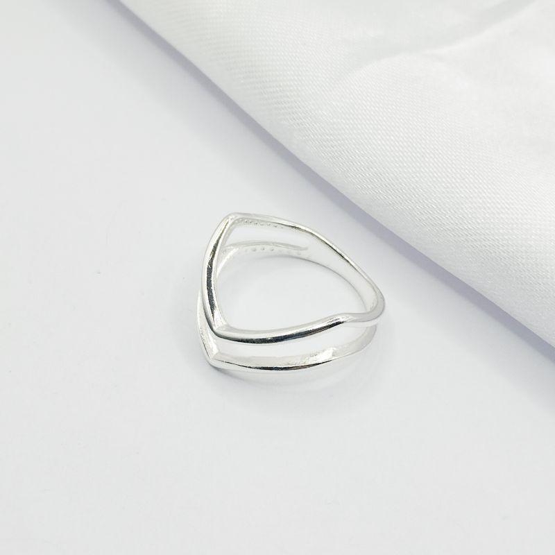 ANEL PRATA DOIS FIO EM V