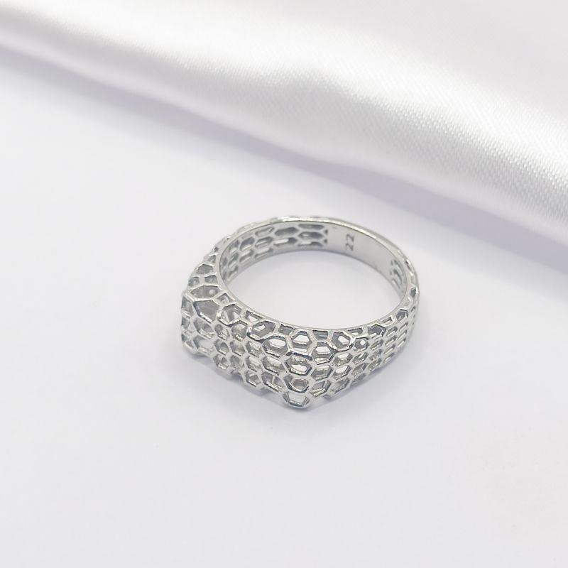 ANEL RÓDIO VAZADO COLMEIA