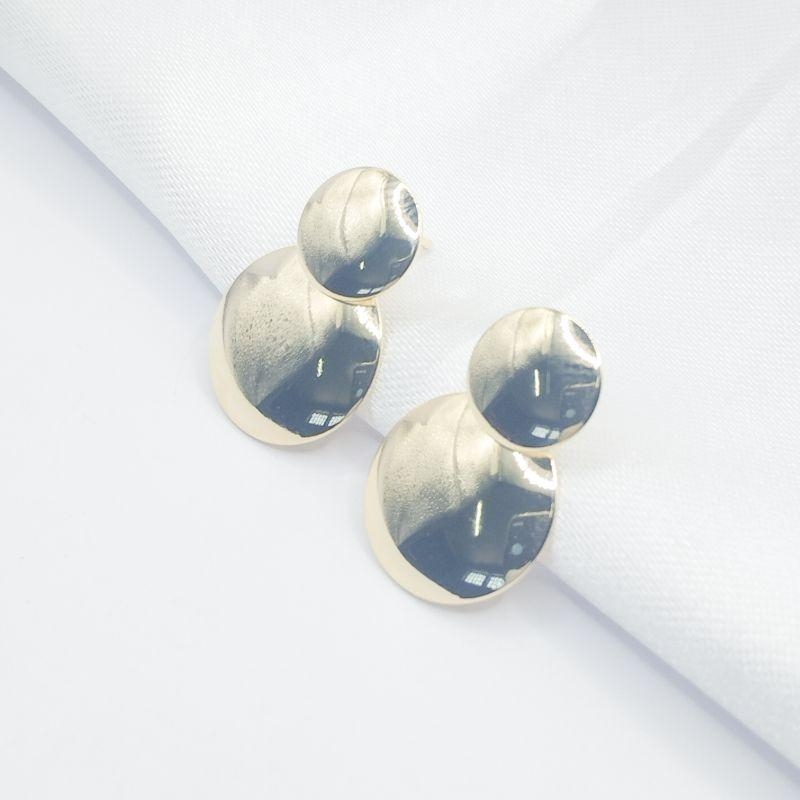 BRINCO DOURADO ARTICULADO DOIS CIRCULOS LISOS