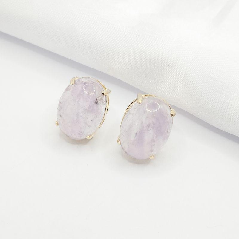 BRINCO DOURADO PEDRA OVAL LILÁS
