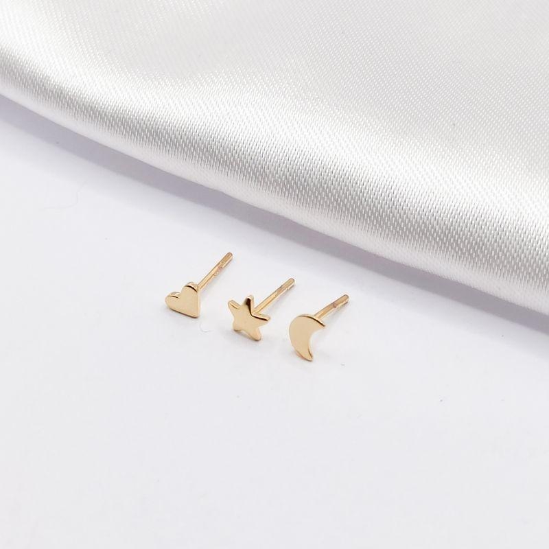 BRINCO DOURADO TRIO CORAÇÃO ESTRELA E LUA CHAPA