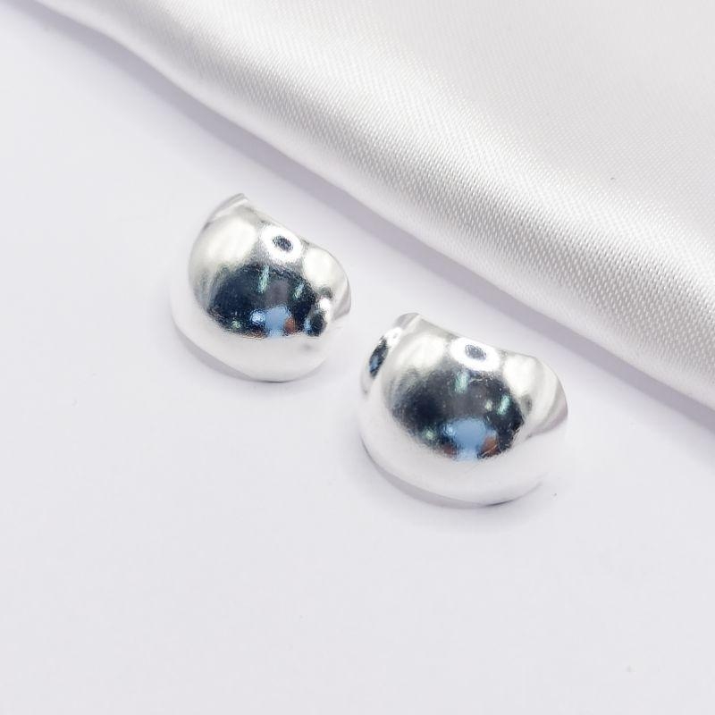 BRINCO PRATA MEIA BOLA CÔNCAVA LISA