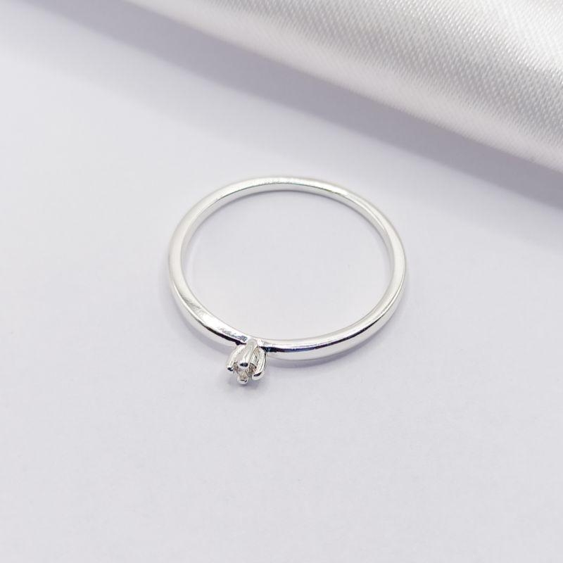 ANEL PRATA SOLITÁRIO CRISTAL P