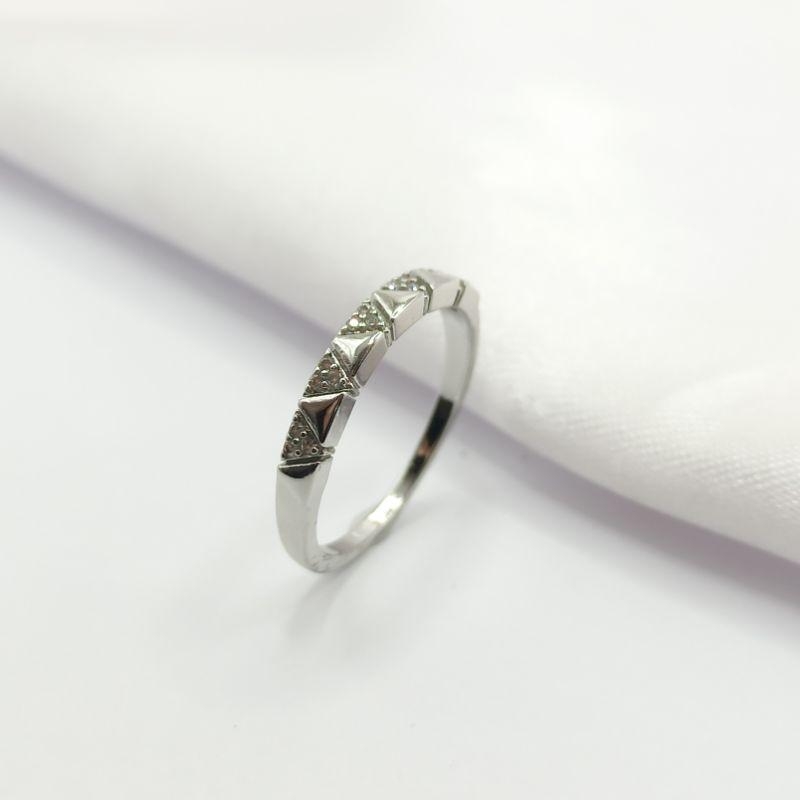 ANEL RÓDIO TRIÂNGULOS LISOS E CRAVEJADOS