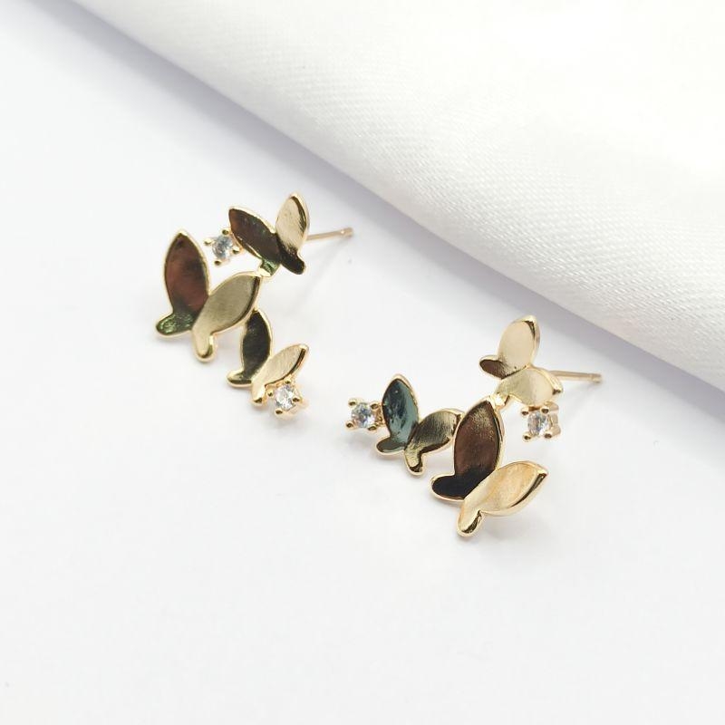 BRINCO 3 BORBOLETAS LISAS E 2 CRISTAIS