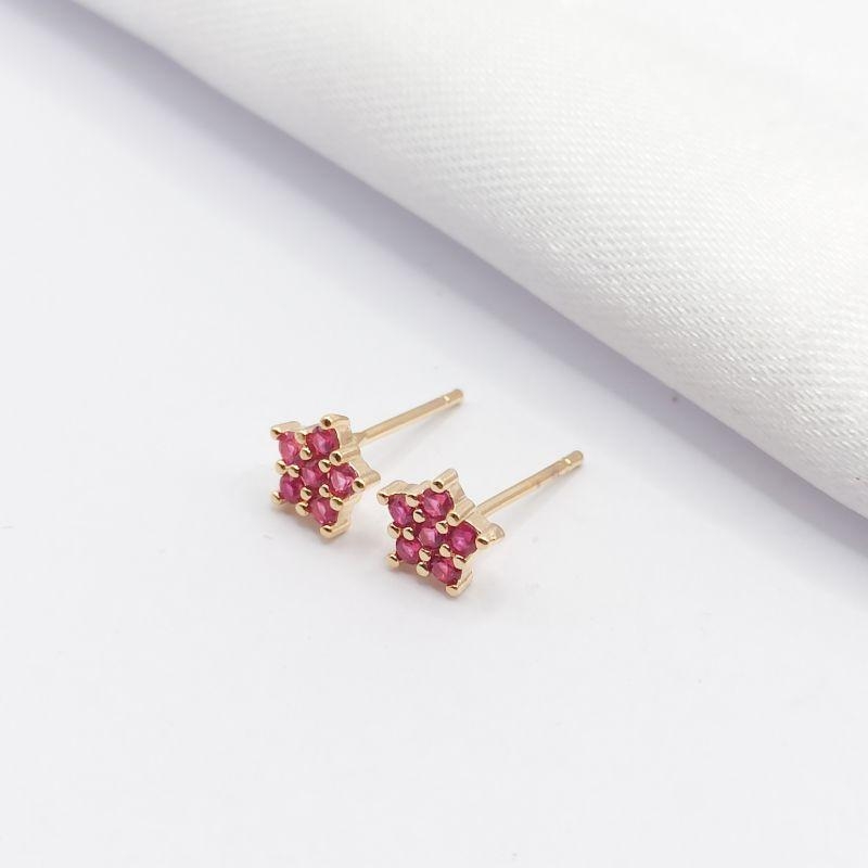 BRINCO DOURADO ESTRELINHA ROSA
